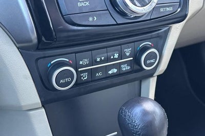 2017 Acura ILX w/Premium Pkg