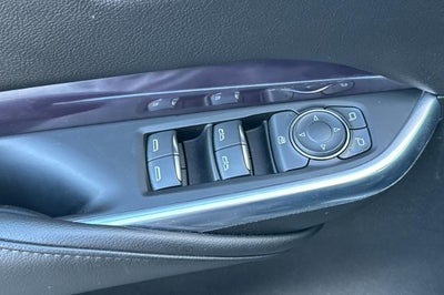 2022 Cadillac XT4 Luxury