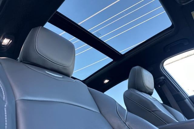 2022 Cadillac XT4 Luxury