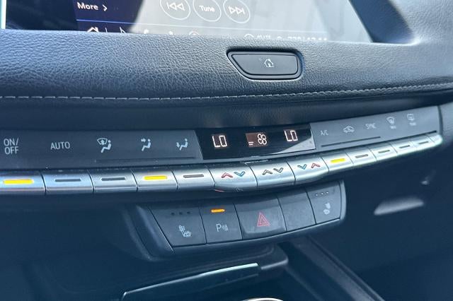 2022 Cadillac XT4 AWD Luxury