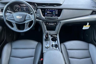 2025 Cadillac XT5 Luxury