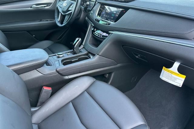 2025 Cadillac XT5 Luxury