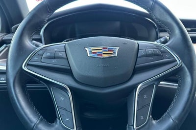 2025 Cadillac XT5 Luxury