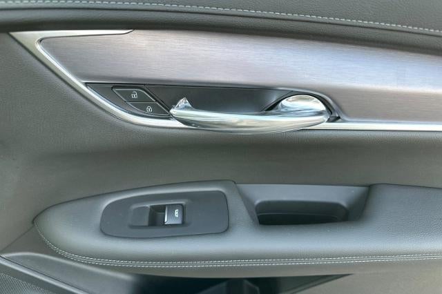 2025 Cadillac XT6 Luxury