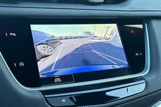 2025 Cadillac XT6 Luxury