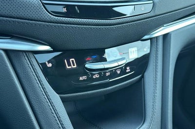 2025 Cadillac XT6 Luxury