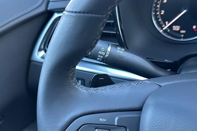 2025 Cadillac XT6 Luxury