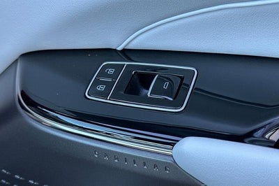 2025 Cadillac LYRIQ Luxury 1