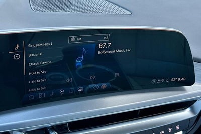 2025 Cadillac LYRIQ Luxury 1