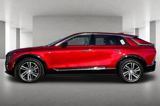 2025 Cadillac LYRIQ Luxury 1