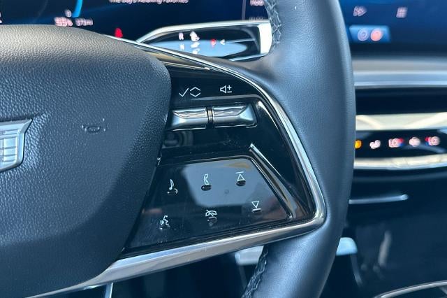 2024 Cadillac LYRIQ Luxury 1