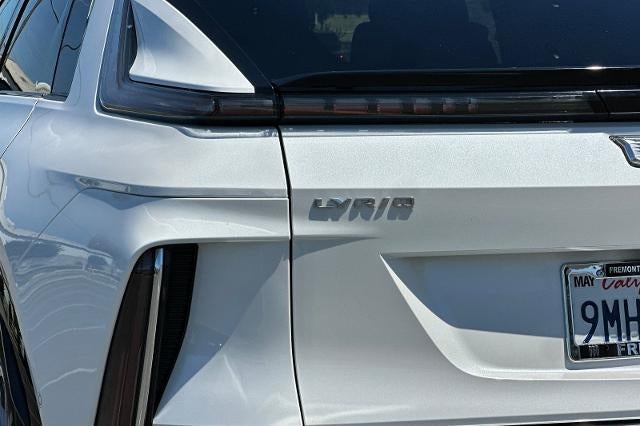 2024 Cadillac LYRIQ Luxury 1