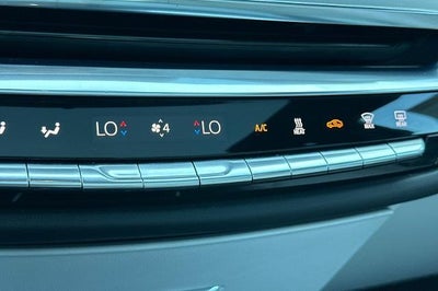 2024 Cadillac LYRIQ Luxury 1