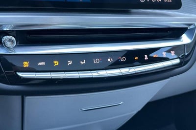 2024 Cadillac LYRIQ Luxury 1