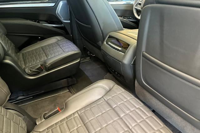 2025 Cadillac Escalade ESV Escalade-V ESV