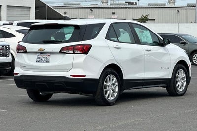 2022 Chevrolet Equinox LS