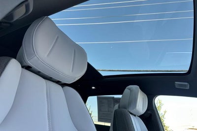2027 Cadillac OPTIQ Luxury