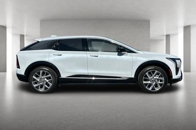 2027 Cadillac OPTIQ Luxury
