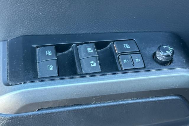 2023 Toyota Tacoma 2WD SR5