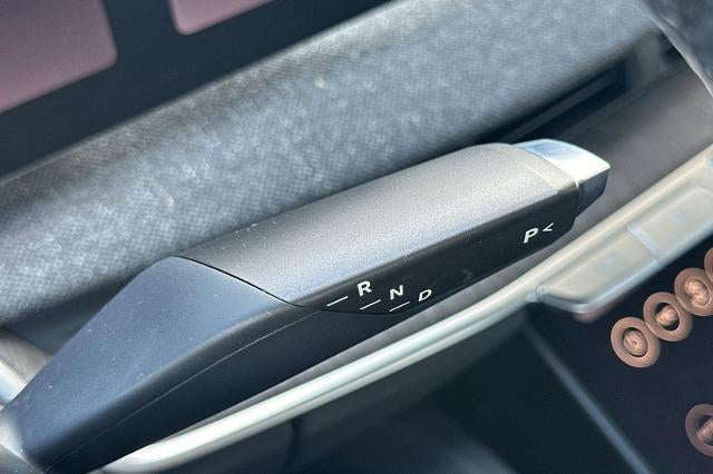 2024 LUCID Air Pure
