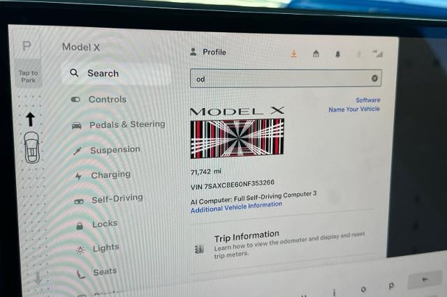 2022 Tesla Model X Plaid