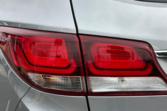 2017 Hyundai Santa Fe Limited Ultimate