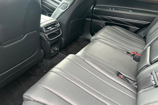 2024 Genesis GV80 Base