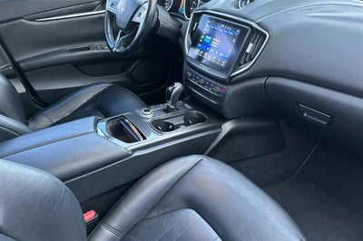 2017 Maserati Ghibli 