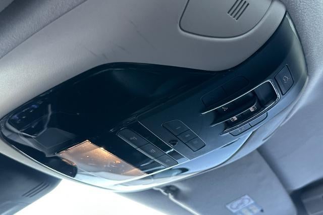 2017 Maserati Ghibli 