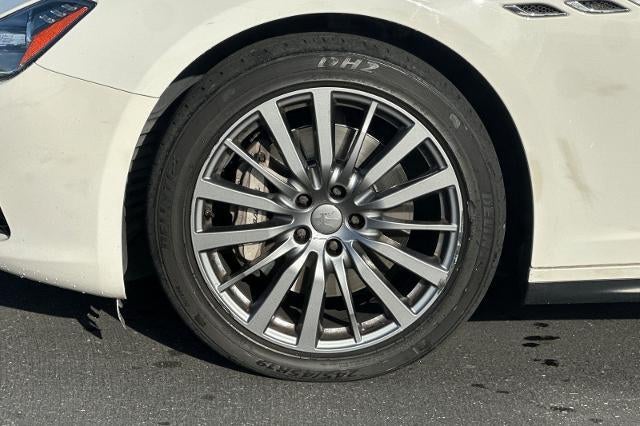 2017 Maserati Ghibli 