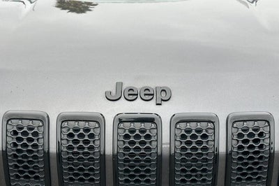 2023 Jeep Cherokee Altitude Lux 4x4