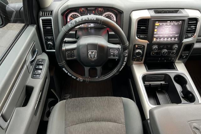 2017 RAM 1500 Big Horn Crew Cab 4x4 5'7" Box