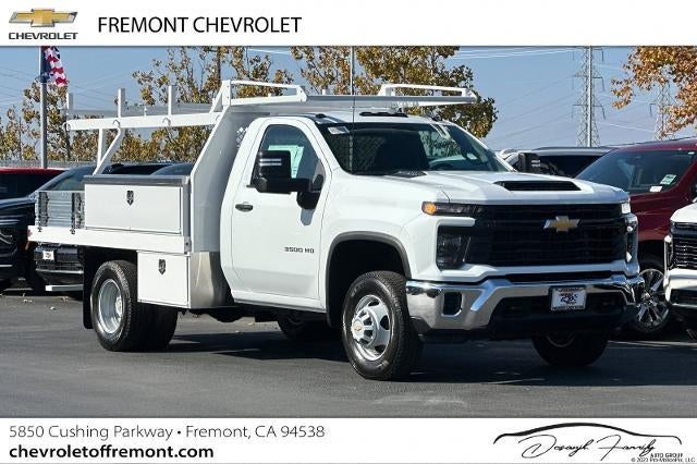 2025 Chevrolet Silverado 3500 HD Chassis Cab Work Truck