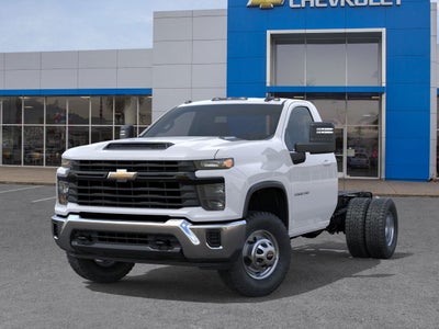 2025 Chevrolet Silverado 3500 HD Chassis Cab Work Truck