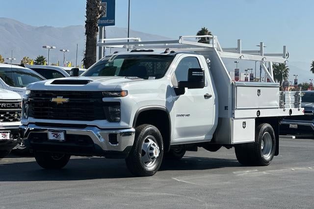 2025 Chevrolet Silverado 3500 HD Chassis Cab Work Truck