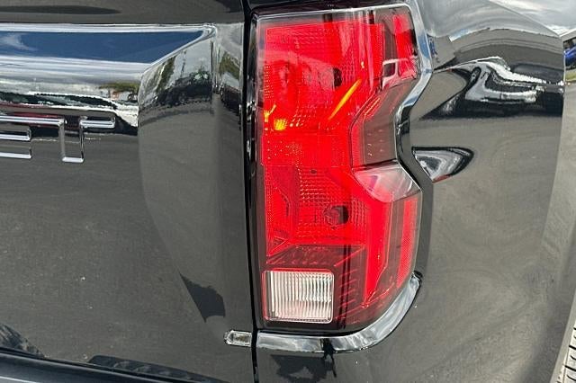 2024 Chevrolet Colorado WT