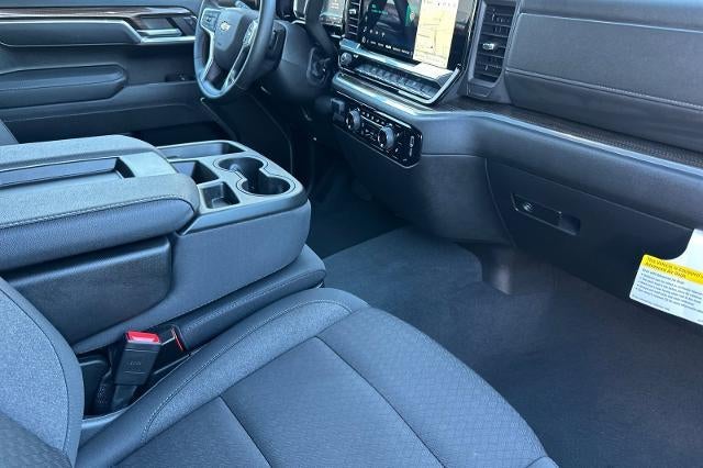 2025 Chevrolet Silverado 1500 LT (2FL)