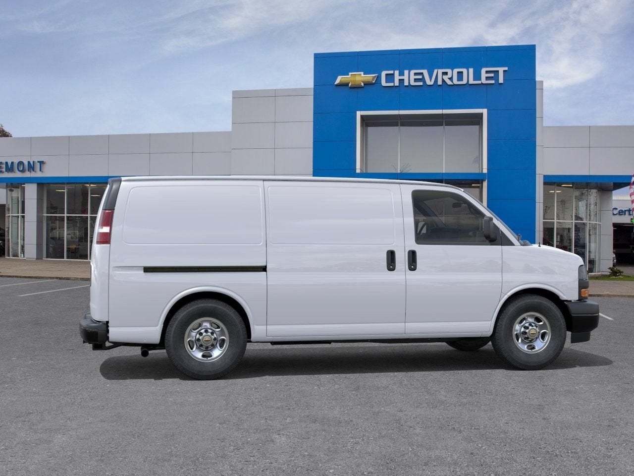 2026 Chevrolet Express Cargo Work Van - Photo 30