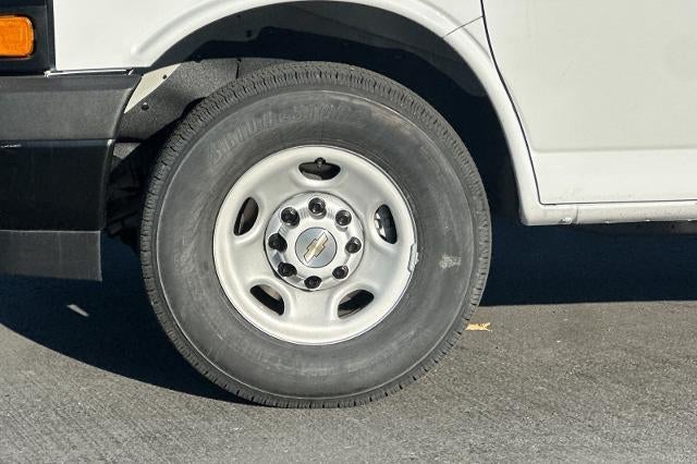 2025 Chevrolet Express Cargo 2500 Base