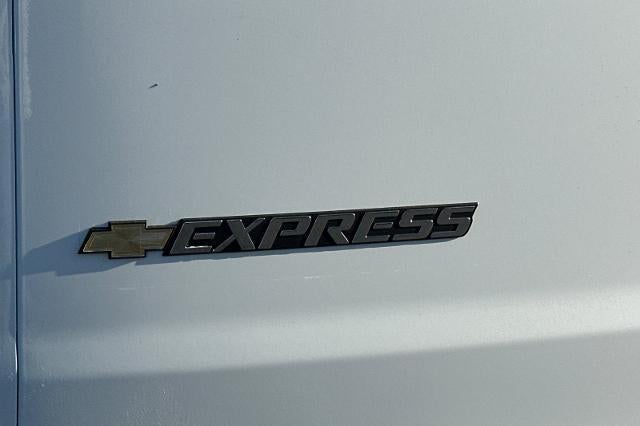 2025 Chevrolet Express Cargo 2500 Base
