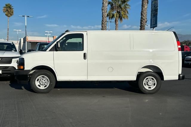 2025 Chevrolet Express Cargo 2500 Base