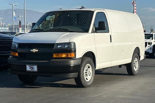 2025 Chevrolet Express Cargo 2500 Base