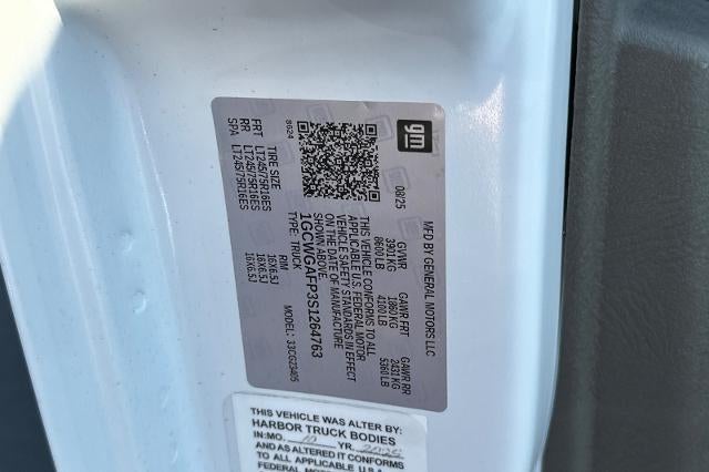 2025 Chevrolet Express Cargo 2500 Base