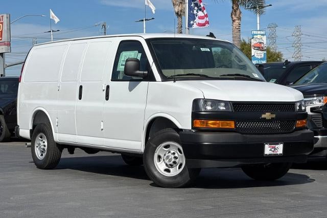 2025 Chevrolet Express Cargo 2500 Base