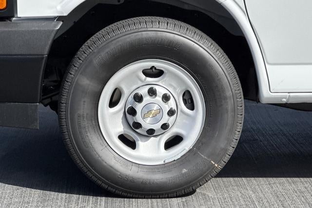 2025 Chevrolet Express Cargo 2500 Base