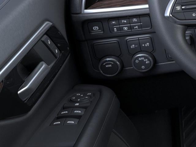 2026 Chevrolet Suburban LS - Photo 23