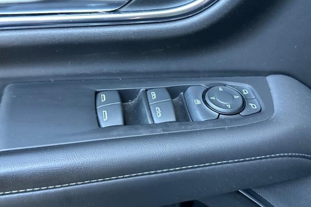 2022 Chevrolet Suburban LS