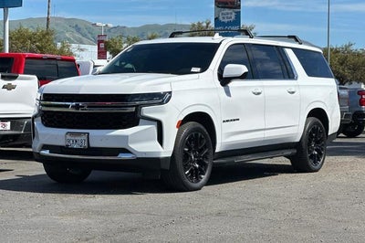 2022 Chevrolet Suburban LS