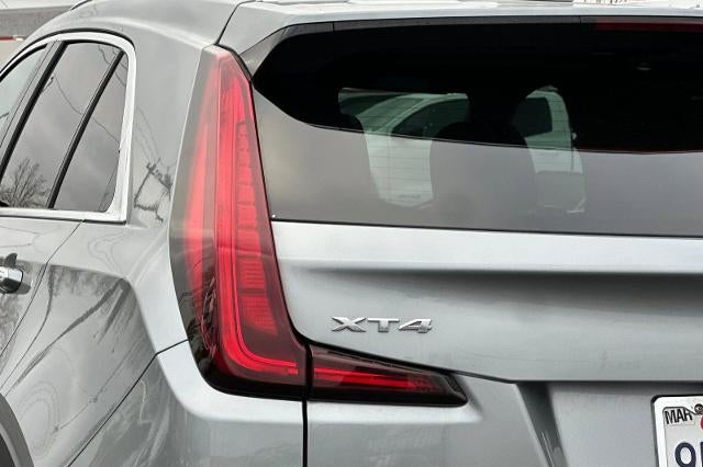 2024 Cadillac XT4 Premium Luxury
