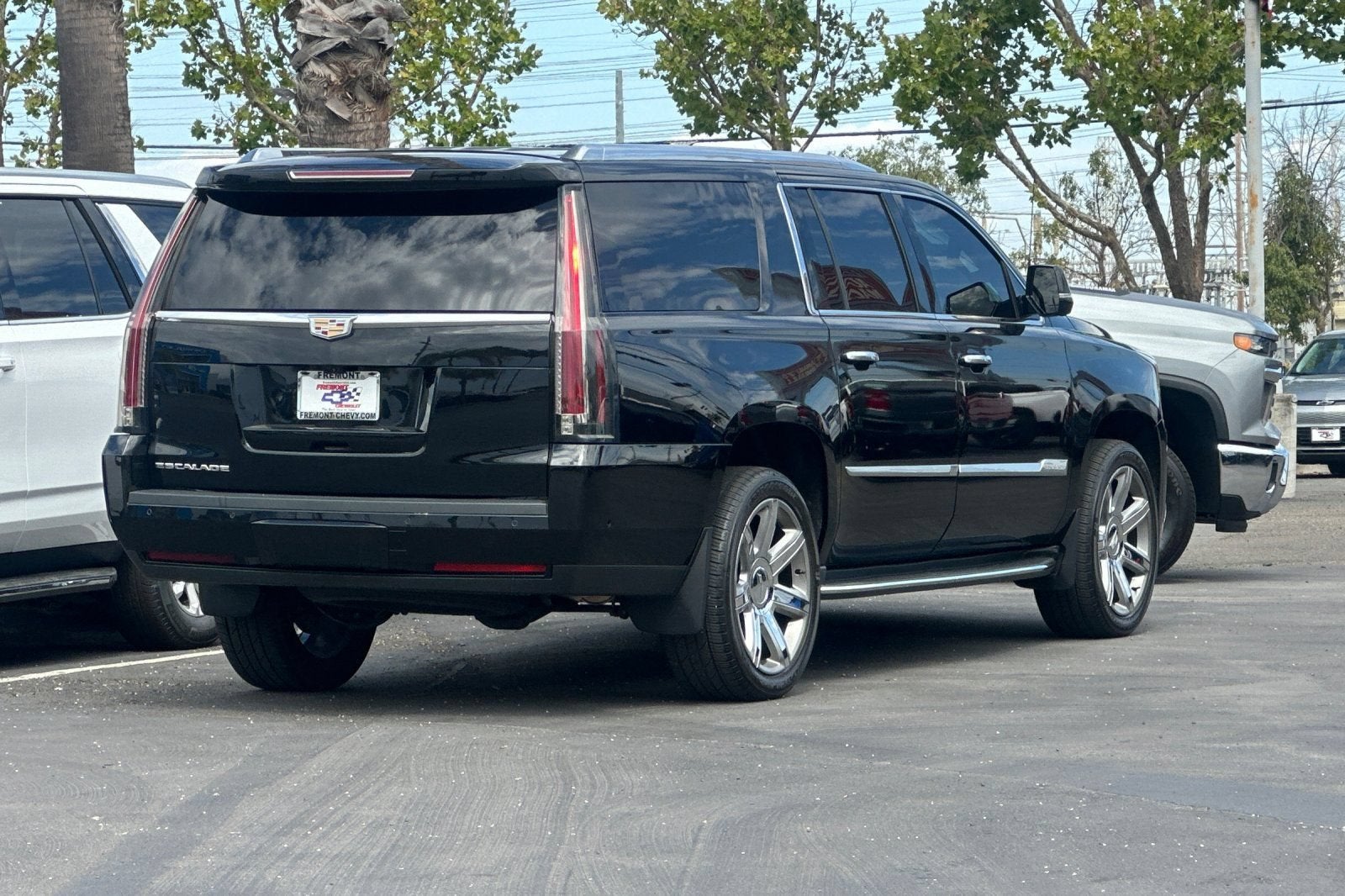 2020 Cadillac Escalade ESV Luxury